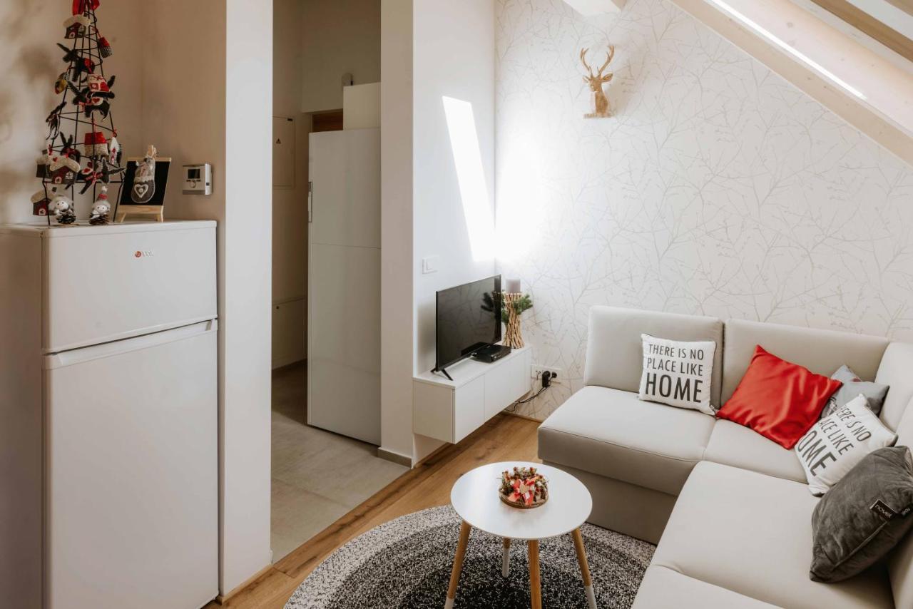 Apartment Spica - Private Parking Kranjska Gora Esterno foto